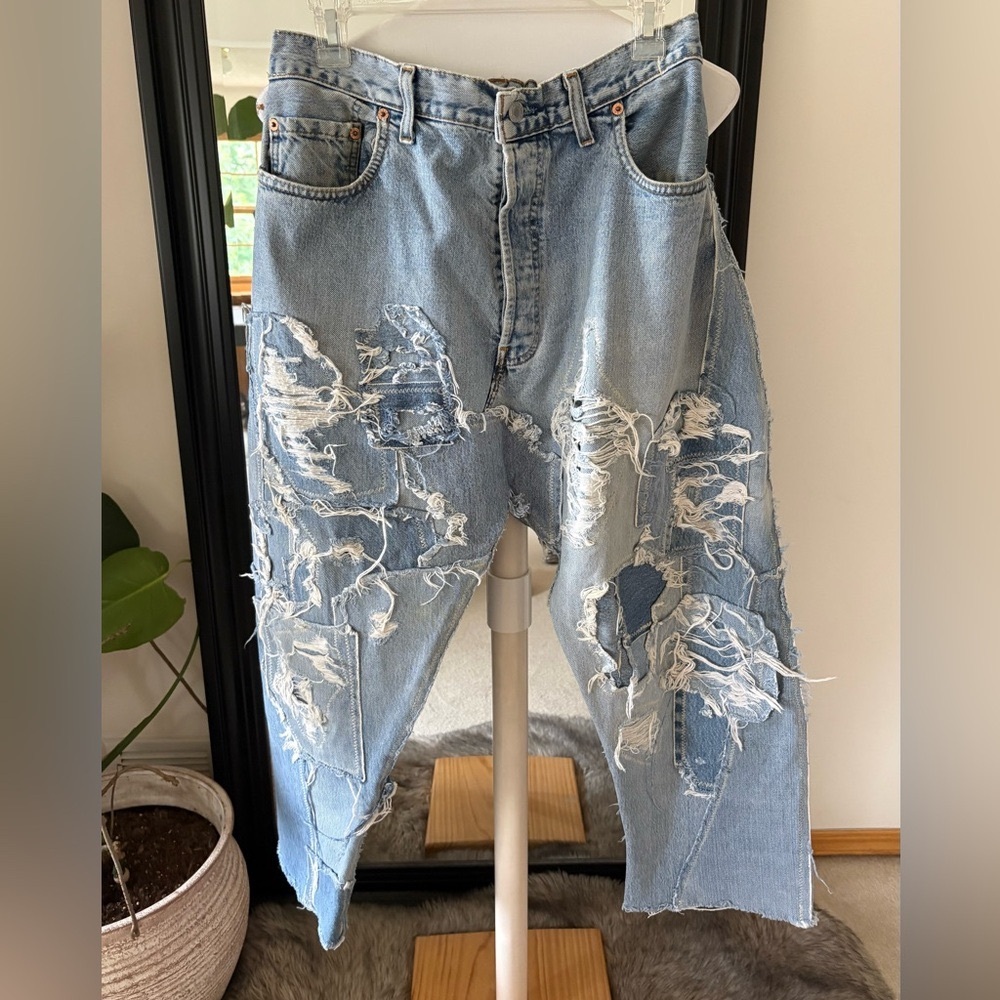 MAGNOLIA PEARL Original OOAK LEVI’S 501 Jeans Patched Drop Crotch Distressed - Picture 10 of 13